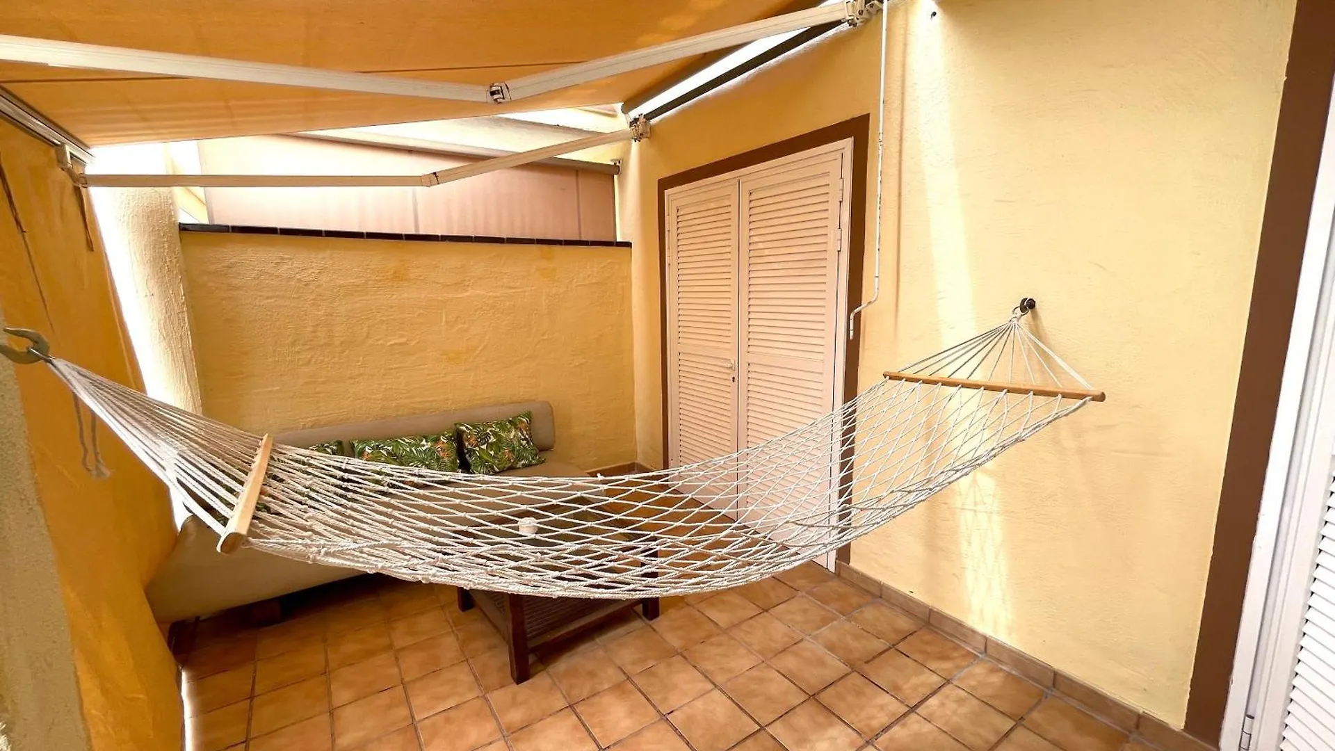 Piera'S Apartment Chayofa 0*,  Spain